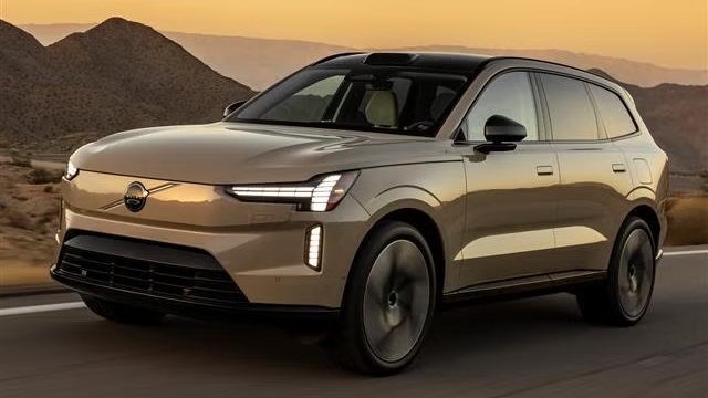 Volvo EX90 EV SUV